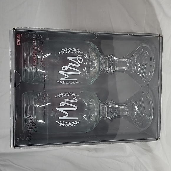 Mr & Mrs Mason Jar Toasting Glasses - Picture 1 of 5